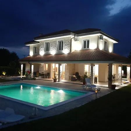 Eleonora * בלגרד